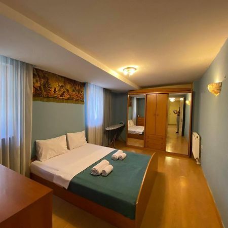 Wine Rise Apartamento Tiflis Exterior foto